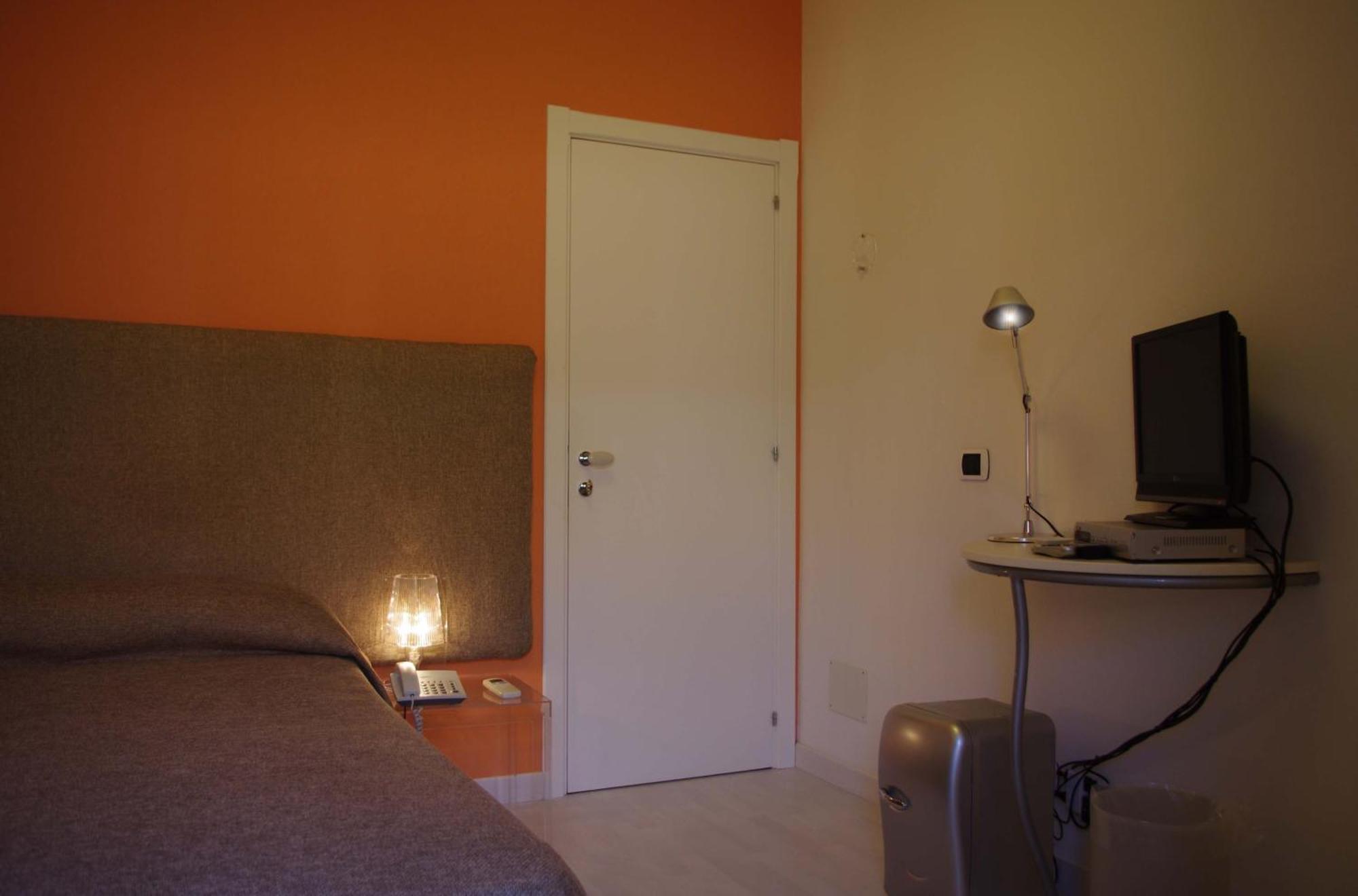 La Piccola Locanda Модіка Екстер'єр фото